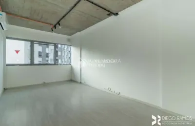Sala comercial à venda na avenida assis brasil, 4550, são sebastião, porto alegre, 26 m2 por r$ 210.000