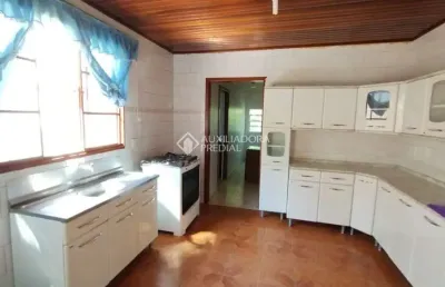 Casa com 3 quartos à venda na antônio josé de santana, 1127, lomba do pinheiro, porto alegre, 300 m2 por r$ 250.000