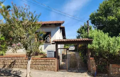 Casa com 3 quartos à venda na rua atílio supertti, 287, vila nova, porto alegre, 198 m2 por r$ 750.000