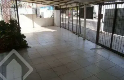Casa com 2 quartos à venda na rua visconde de macaé, 86, cristo redentor, porto alegre, 243 m2 por r$ 690.000