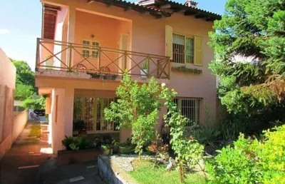 Casa com 6 quartos à venda na rua padre joão batista reus, 708, vila conceição, porto alegre, 408 m2 por r$ 1.500.000
