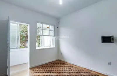 Apartamento com 2 quartos para alugar na rua santana, 324, farroupilha, porto alegre, 93 m2 por r$ 2.650