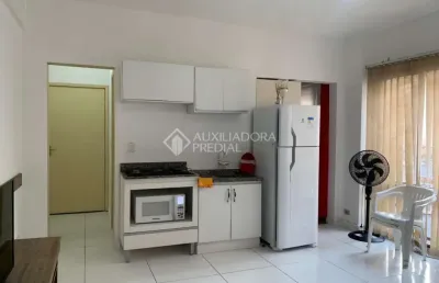 Apartamento com 2 quartos à venda na rua vigário josé inácio, 295, centro histórico, porto alegre, 46 m2 por r$ 260.000