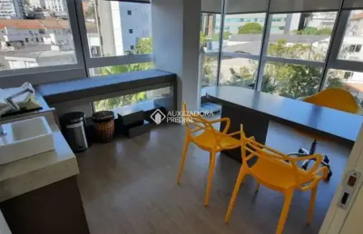 Sala comercial à venda na rua ramiro barcelos, 630, floresta, porto alegre, 90 m2 por r$ 870.000