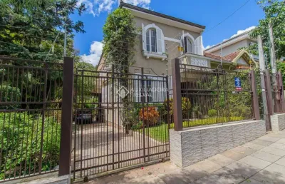 Casa com 4 quartos à venda na rua paissandu, 80, partenon, porto alegre, 362 m2 por r$ 1.499.000