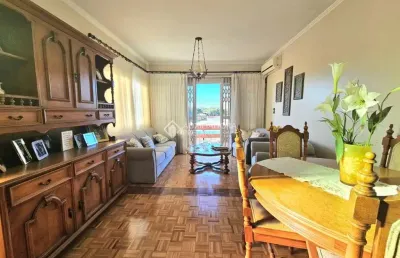 Casa com 4 quartos à venda na rua teófilo otoni, 67, partenon, porto alegre, 246 m2 por r$ 650.000