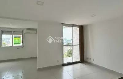 Apartamento com 3 quartos à venda na rua doutor campos velho, 1756, cristal, porto alegre, 63 m2 por r$ 329.900