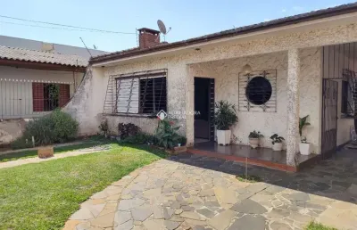 Casa com 3 quartos à venda na rua júlio de castilhos, 1064, niterói, canoas, 210 m2 por r$ 598.000