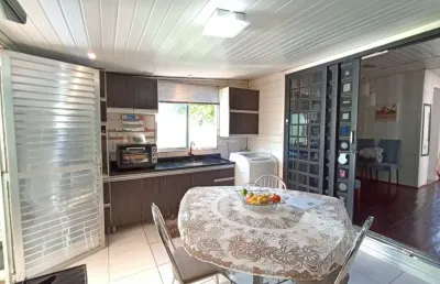 Casa com 2 quartos à venda na rua flórida, 148, mato grande, canoas, 170 m2 por r$ 350.000