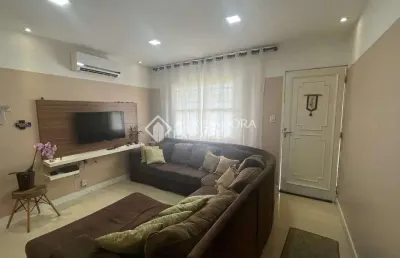 Casa com 2 quartos à venda na rua hermínio leal de albuquerque, 1945, parque santa fé, porto alegre, 110 m2 por r$ 355.000
