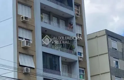 Apartamento com 3 quartos à venda na avenida independência, 802, independência, porto alegre, 106 m2 por r$ 450.000