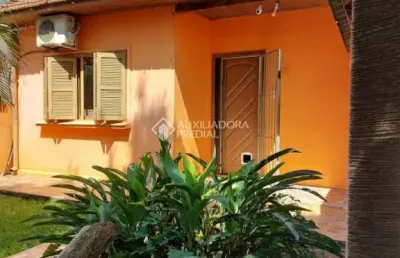 Casa com 2 quartos à venda na rua santa terezinha, 101, nossa senhora das graças, canoas, 65 m2 por r$ 480.000
