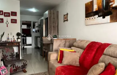 Casa em condomínio fechado com 2 quartos à venda na avenida do nazario, 1200, olaria, canoas, 50 m2 por r$ 320.000