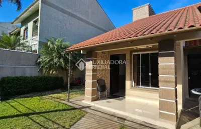 Casa com 3 quartos à venda na rua phoenix, 51, estância velha, canoas, 159 m2 por r$ 799.000