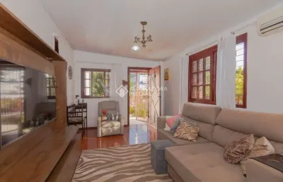 Casa com 2 quartos à venda na euclides da cunha, 155, centro, canoas, 80 m2 por r$ 690.000