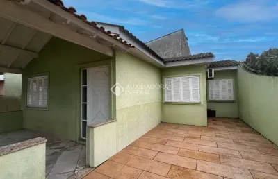 Casa com 3 quartos à venda na rua latino coelho, 352, estância velha, canoas, 326 m2 por r$ 420.000