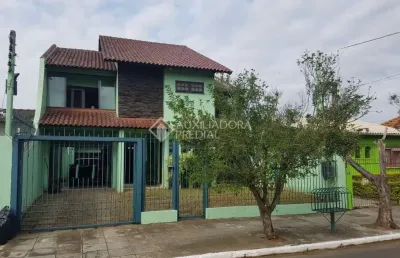 Casa com 4 quartos à venda na rua joaquim nabuco, 800, fátima, canoas, 312 m2 por r$ 649.999