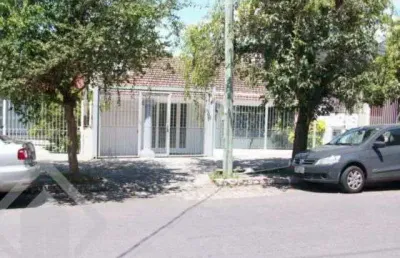 Casa em condomínio fechado com 3 quartos à venda na rua doutor eduardo chartier, 100, passo da areia, porto alegre, 150 m2 por r$ 850.000