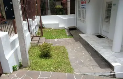 Casa em condomínio fechado com 4 quartos à venda na rua perpétua teles, 46, petrópolis, porto alegre, 200 m2 por r$ 1.000.000