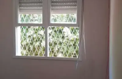 Apartamento com 2 quartos à venda na rua roque calage, 280, passo da areia, porto alegre, 51 m2 por r$ 270.000