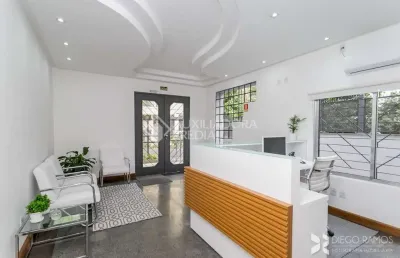 Prédio à venda na rua professor ivo corseuil, 273, petrópolis, porto alegre, 500 m2 por r$ 2.800.000