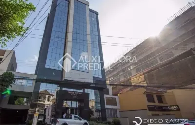 Sala comercial à venda na rua ramiro barcelos, 685, rio branco, porto alegre, 41 m2 por r$ 440.000