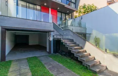 Casa com 3 quartos à venda na rua doutor barbosa gonçalves, 69, chácara das pedras, porto alegre, 407 m2 por r$ 2.114.000