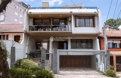Casa com 3 quartos à venda na rua moema, 67, chácara das pedras, porto alegre, 382 m2 por r$ 1.800.000