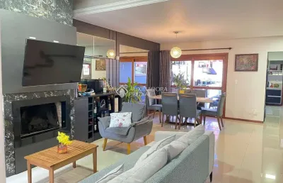 Casa com 4 quartos à venda na rua santo inácio, 324, cristo rei, são leopoldo, 200 m2 por r$ 999.000
