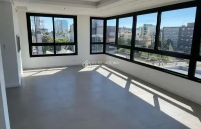Apartamento com 2 quartos à venda na rua beck, 47, menino deus, porto alegre, 104 m2 por r$ 990.000