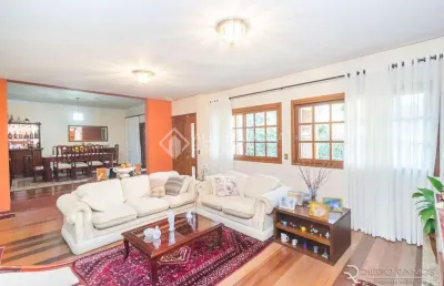 Casa em condomínio fechado com 4 quartos à venda na rua professor bertrand russel, 158, vila ipiranga, porto alegre, 380 m2 por r$ 1.470.000