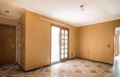 Apartamento com 2 quartos à venda na rua humberto de campos, 1054, partenon, porto alegre, 74 m2 por r$ 200.000