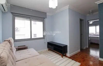 Apartamento com 2 quartos à venda na rua cipó, 770, passo da areia, porto alegre, 55 m2 por r$ 330.000