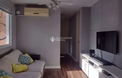 Apartamento com 3 quartos à venda na avenida josé aloísio filho, 411, humaitá, porto alegre, 70 m2 por r$ 320.000