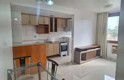Apartamento com 2 quartos para alugar na rua roque calage, 779, passo da areia, porto alegre, 54 m2 por r$ 2.300