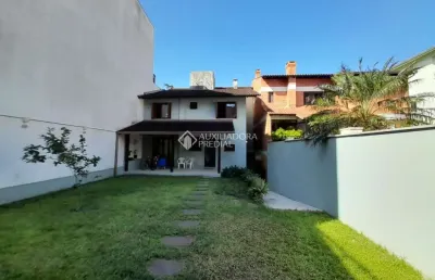 Casa com 5 quartos à venda na avenida arnaldo bohrer, 97, teresópolis, porto alegre, 225 m2 por r$ 1.380.000