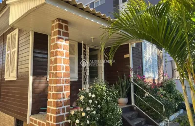 Casa com 3 quartos à venda na rua leite de castro, 365, jardim itu sabará, porto alegre, 200 m2 por r$ 365.000