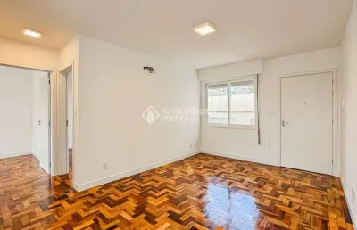 Apartamento com 2 quartos à venda na rua domingos seguézio, 79, vila ipiranga, porto alegre, 58 m2 por r$ 289.000