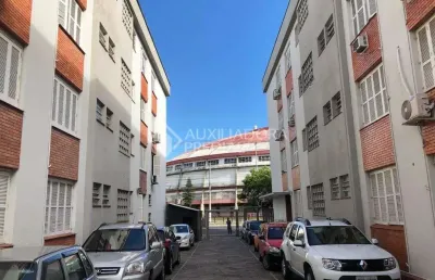 Apartamento com 2 quartos à venda na avenida padre cacique, 724, praia de belas, porto alegre, 74 m2 por r$ 234.000