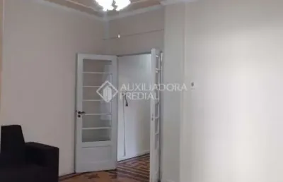 Apartamento com 3 quartos à venda na rua general vitorino, 164, centro histórico, porto alegre, 95 m2 por r$ 450.000
