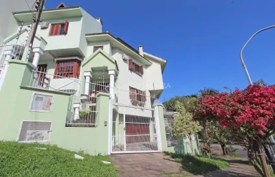 Casa em condomínio fechado com 3 quartos à venda na rua doutor deoclécio pereira, 47, jardim floresta, porto alegre, 177 m2 por r$ 619.000