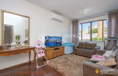 Apartamento com 3 quartos à venda na avenida cristóvão colombo, 508, floresta, porto alegre, 110 m2 por r$ 523.450
