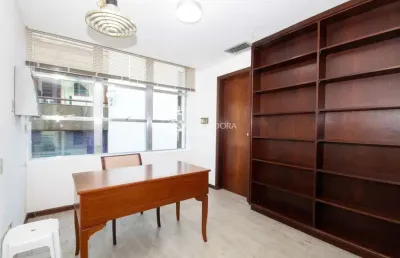 Sala comercial à venda na rua luciana de abreu, 267, moinhos de vento, porto alegre, 53 m2 por r$ 260.000