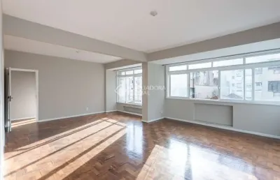 Apartamento com 3 quartos à venda na avenida independência, 720, independência, porto alegre, 135 m2 por r$ 677.979