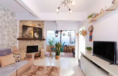 Casa com 3 quartos à venda na rua landel de moura, 3108, tristeza, porto alegre, 185 m2 por r$ 1.000.000