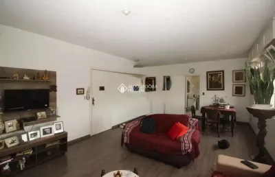 Apartamento com 3 quartos à venda na rua ramiro barcelos, 2129, rio branco, porto alegre, 118 m2 por r$ 510.000