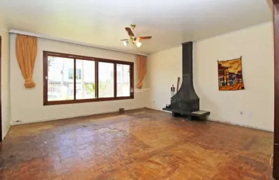 Casa comercial à venda na rua desembargador espiridião de lima medeiros, 372, três figueiras, porto alegre, 360 m2 por r$ 1.400.000