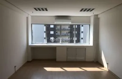 Sala comercial à venda na avenida ipiranga sala, 7464, jardim do salso, porto alegre, 34 m2 por r$ 199.000