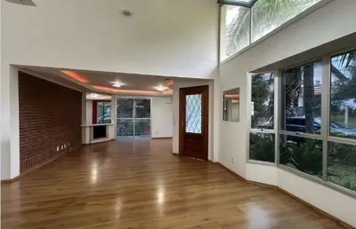 Casa em condomínio fechado com 4 quartos à venda na rua pau brasil, 269, são lucas, viamão, 300 m2 por r$ 921.500