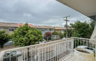Casa com 3 quartos à venda na avenida doutor walter só jobim, 393, jardim lindóia, porto alegre, 244 m2 por r$ 890.000